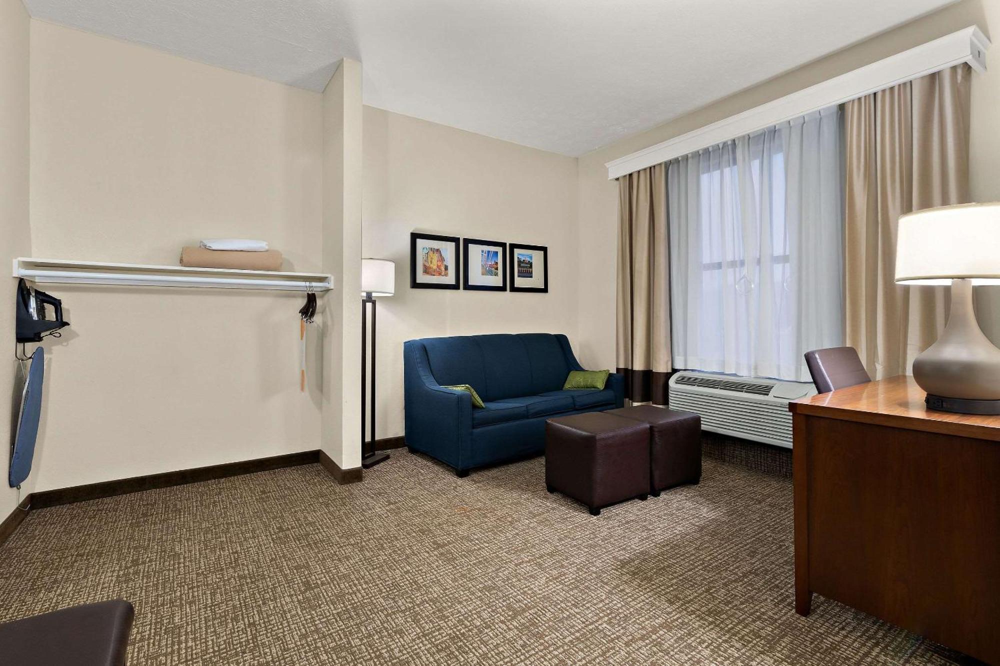 Comfort Suites Нэшвилл Экстерьер фото