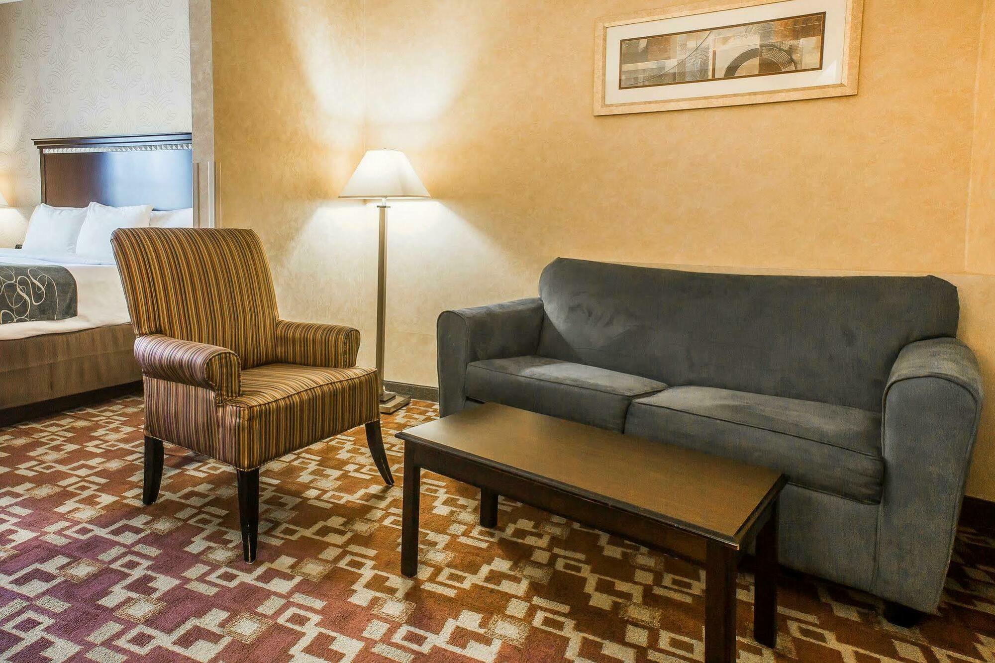 Comfort Suites Нэшвилл Экстерьер фото